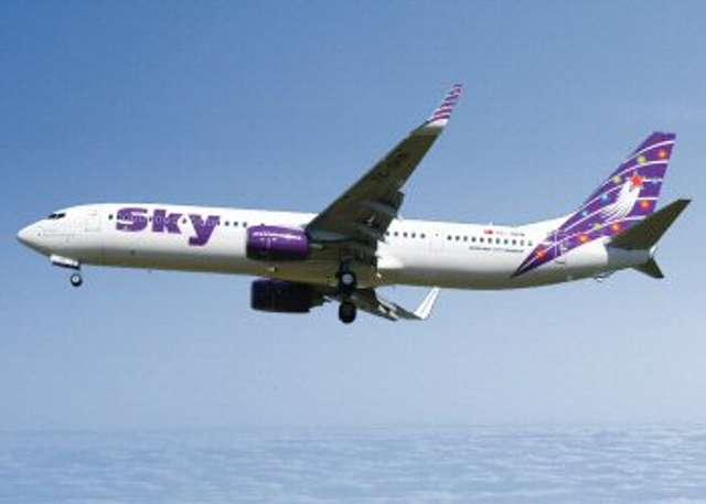 737-900 ER SKY AIRLINES