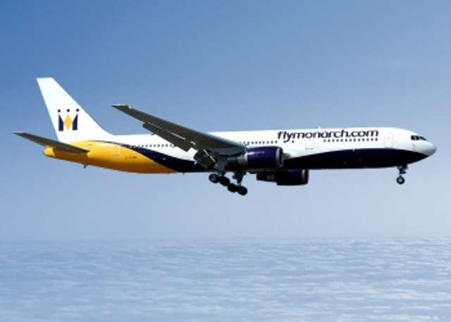 767-300 ER MONARCH AIRLINES UK